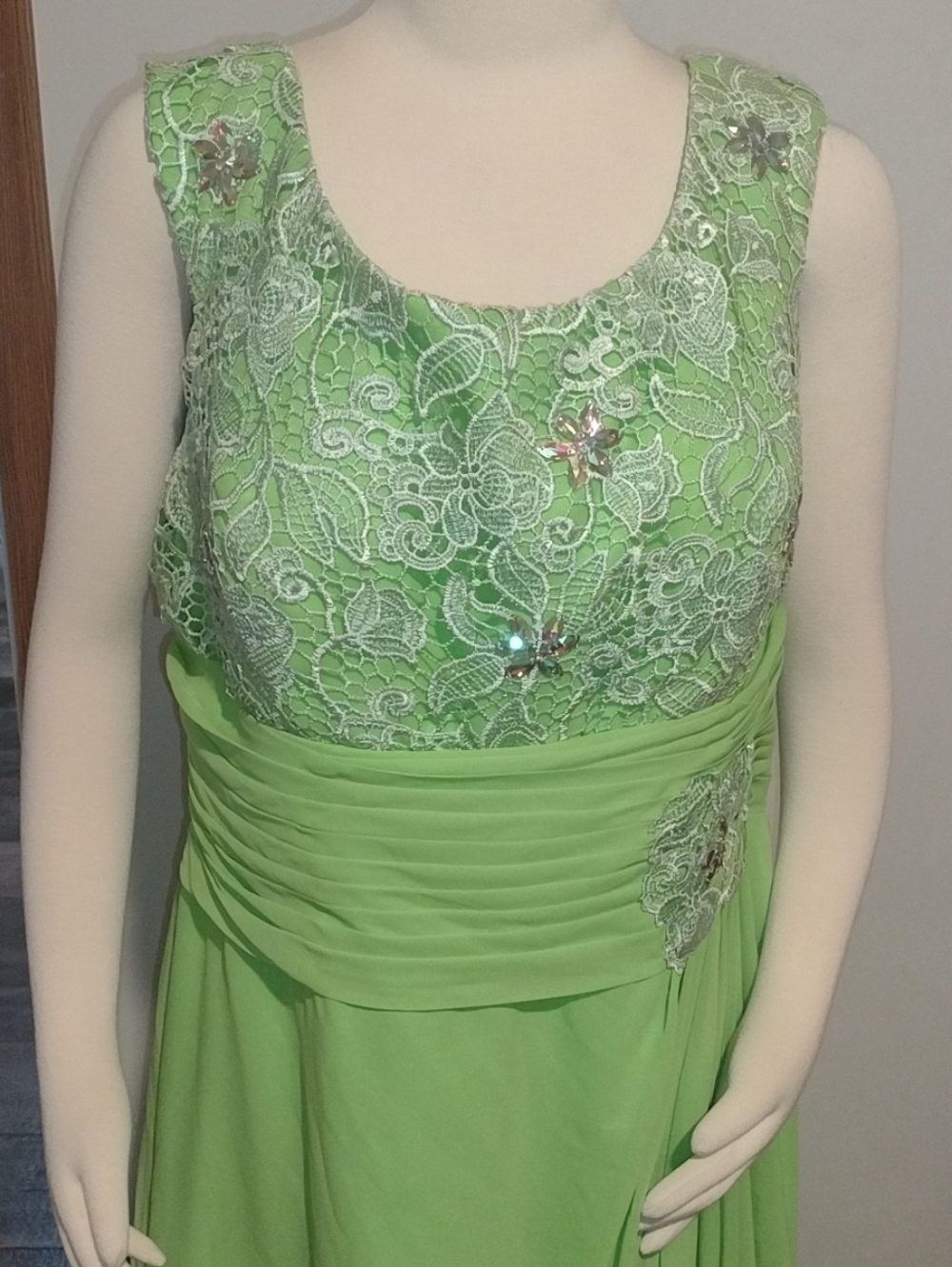 Women's Green Prom Dress With Sequin Flower Details